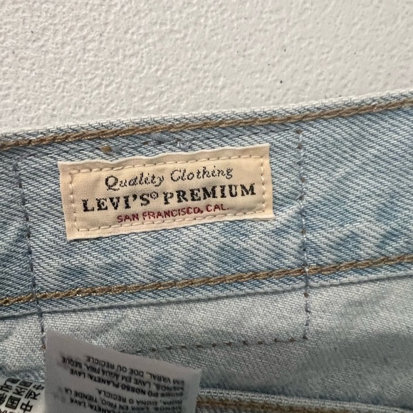 Levi’s premium  MOM JEANS   light blue size 28 - Picture 5 of 6
